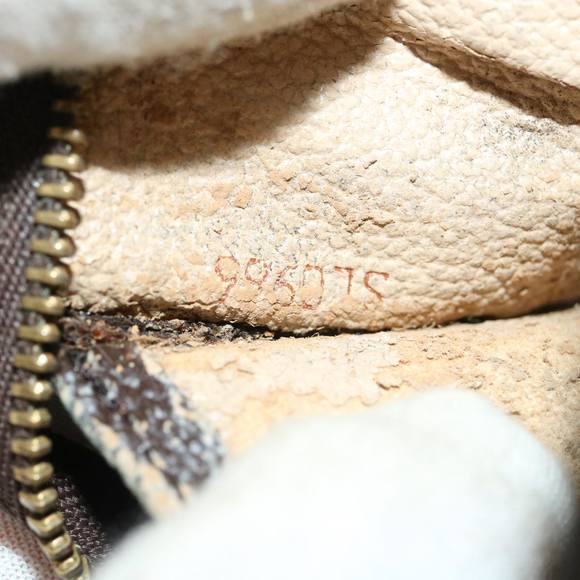 LOUIS VUITTON Monogram Poche Toilette 15 Pouch M47546 LV Auth ar7878B - Picture 12 of 16